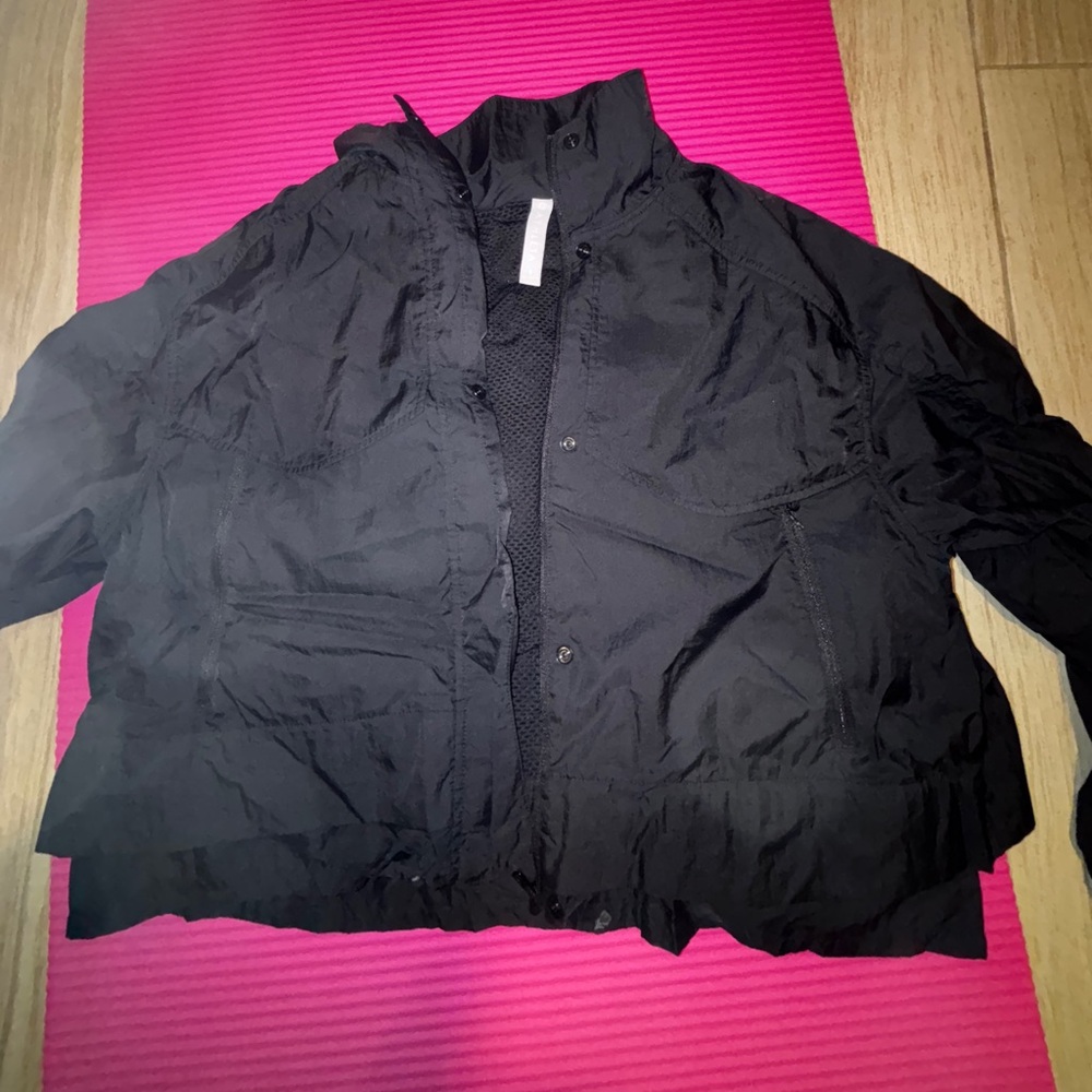 Women’s Athleta Windbreaker Jacket (Size S)